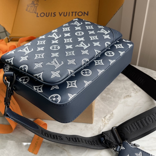 ルイヴィトンバッグ内部構造